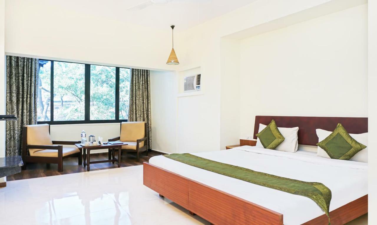 Hotel Lions Den Lonavala Exterior foto